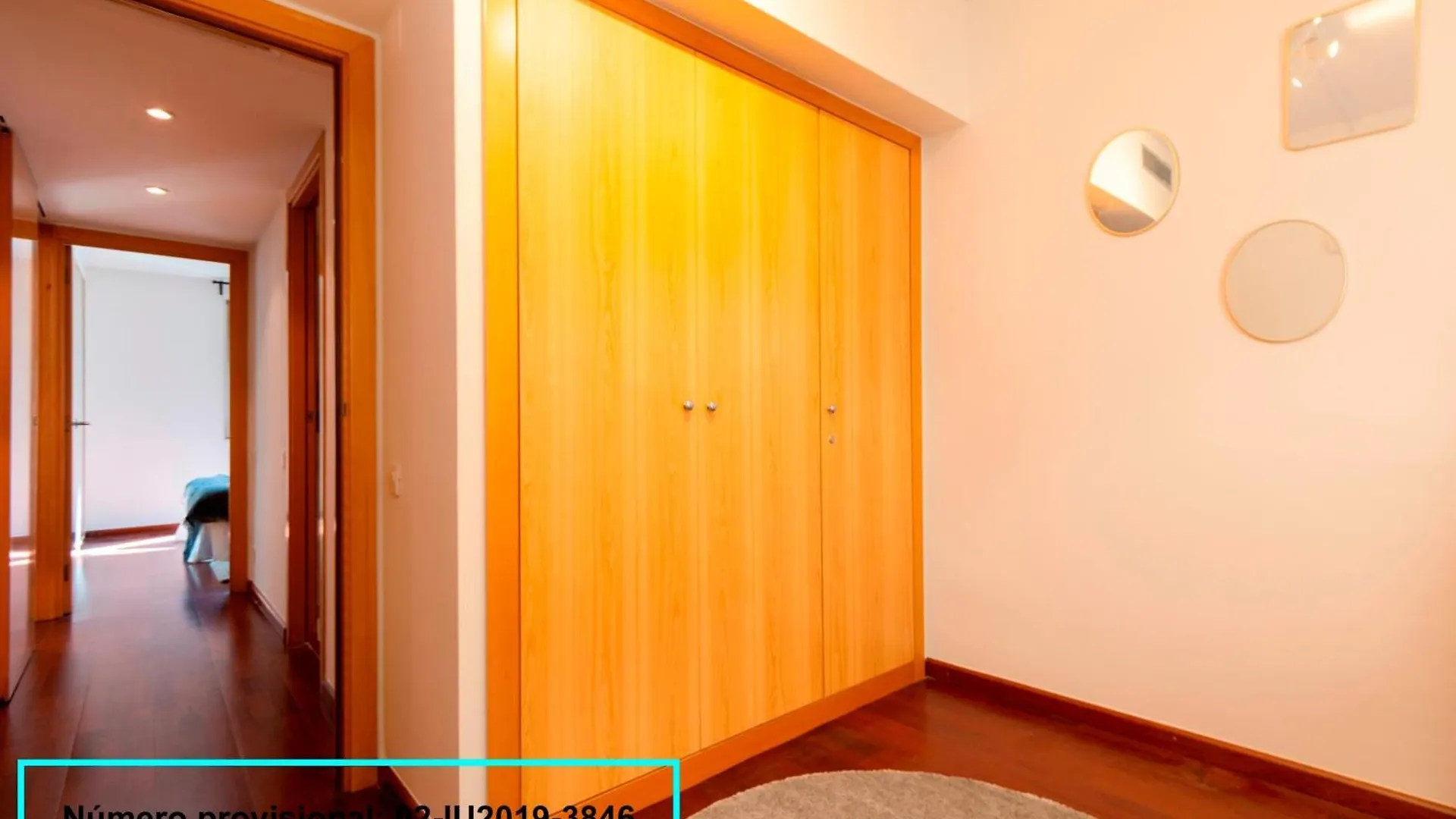 Enjoy Apartments Calle Paris Super Stylish II Barcelona 0*,  Spanien